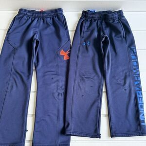 Under Armour Lot of 2 Boy’s Fleece Lined Relaxed Fit Joggers Size Small READ…